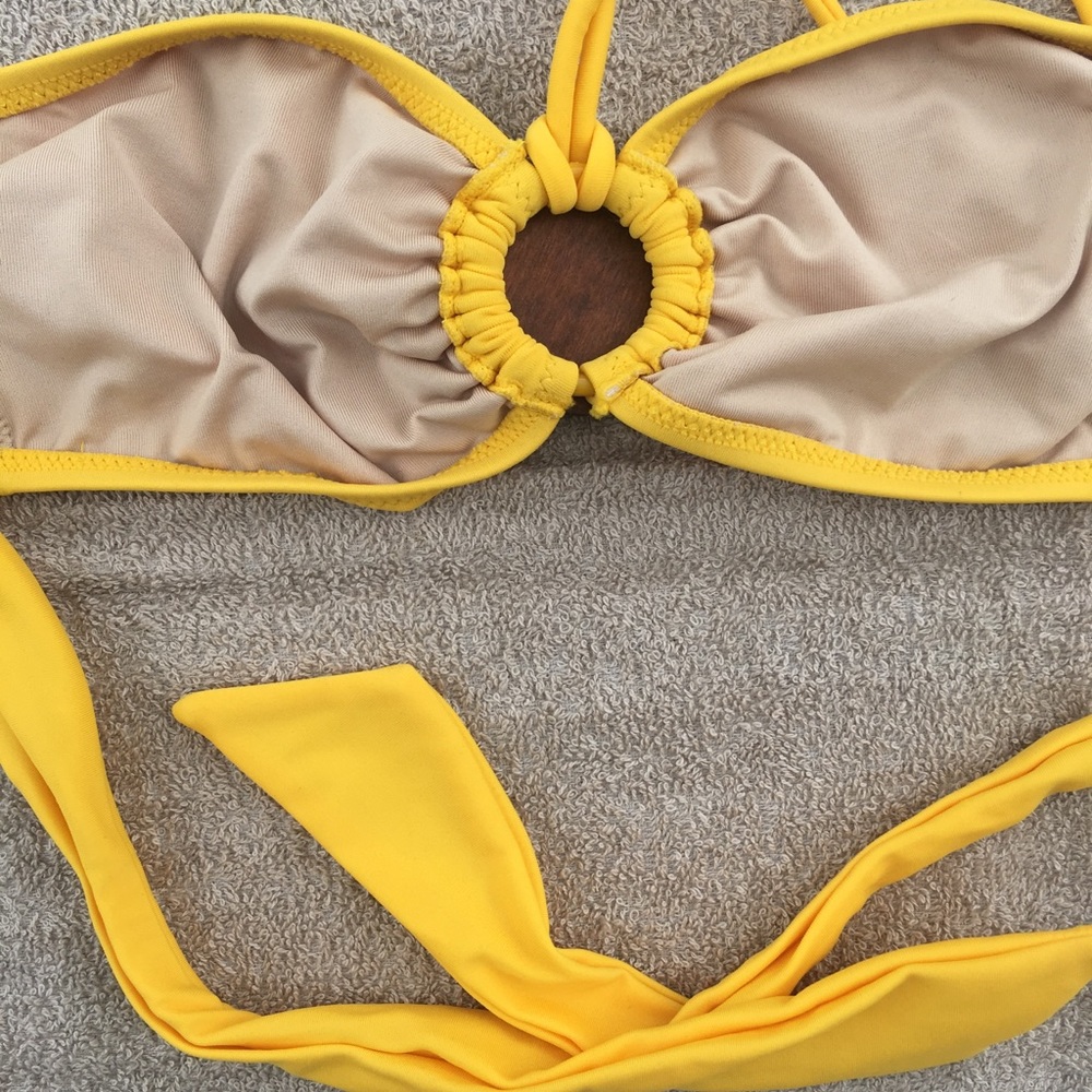 VICTORIAS SECRET RARE 70’s YELLOW BIKINI TOP!! - Picture 6 of 6